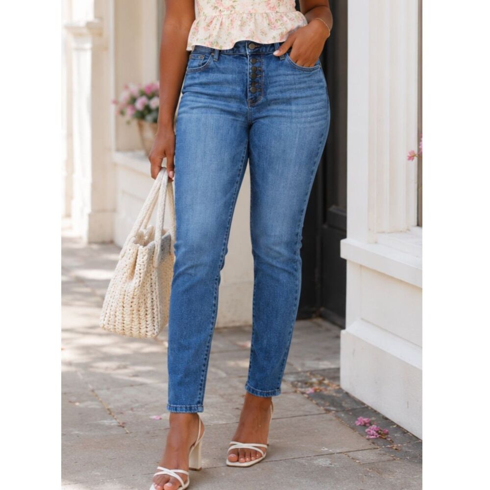 SIMPLY VERA Button-Fly High Rise Sz 16 Women's Solid Dark Wash Stretch Jeans